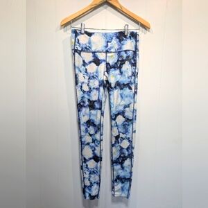 Athleta Chaturanga‎ Legging Blue Floral Size Small